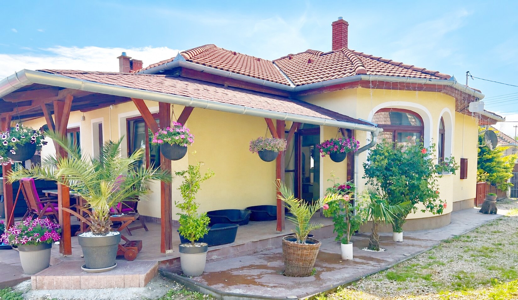 Mediterrane Idylle nahe der Therme Sárvár und Österreich – Bild 1